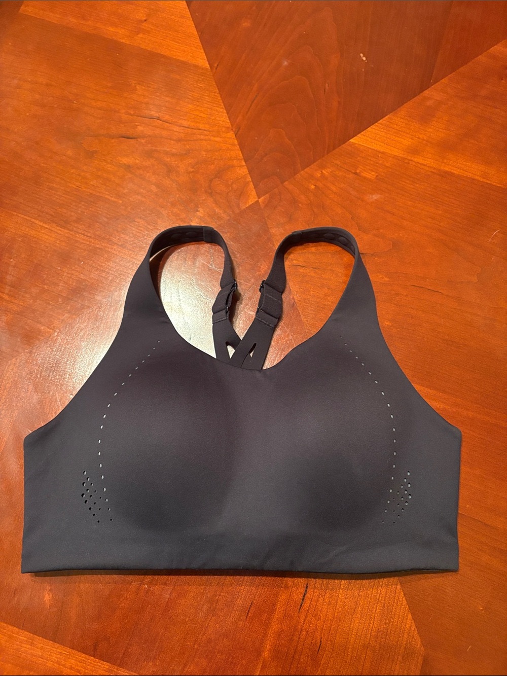 lululemon athletica Air Support Bra 38C